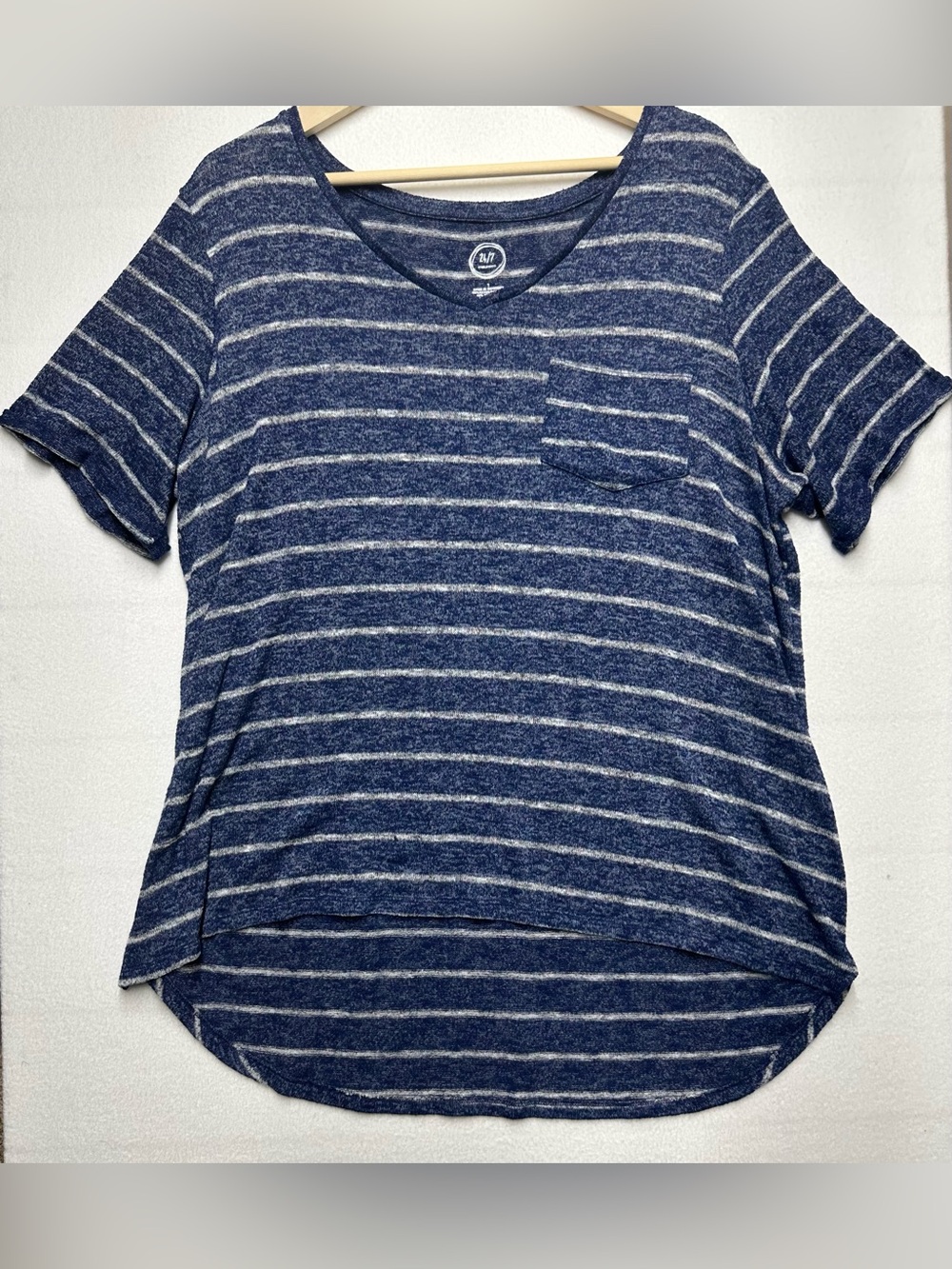 Maurices Blue Striped Short Sleeve Tee • Women’s 1X • P2P 26”